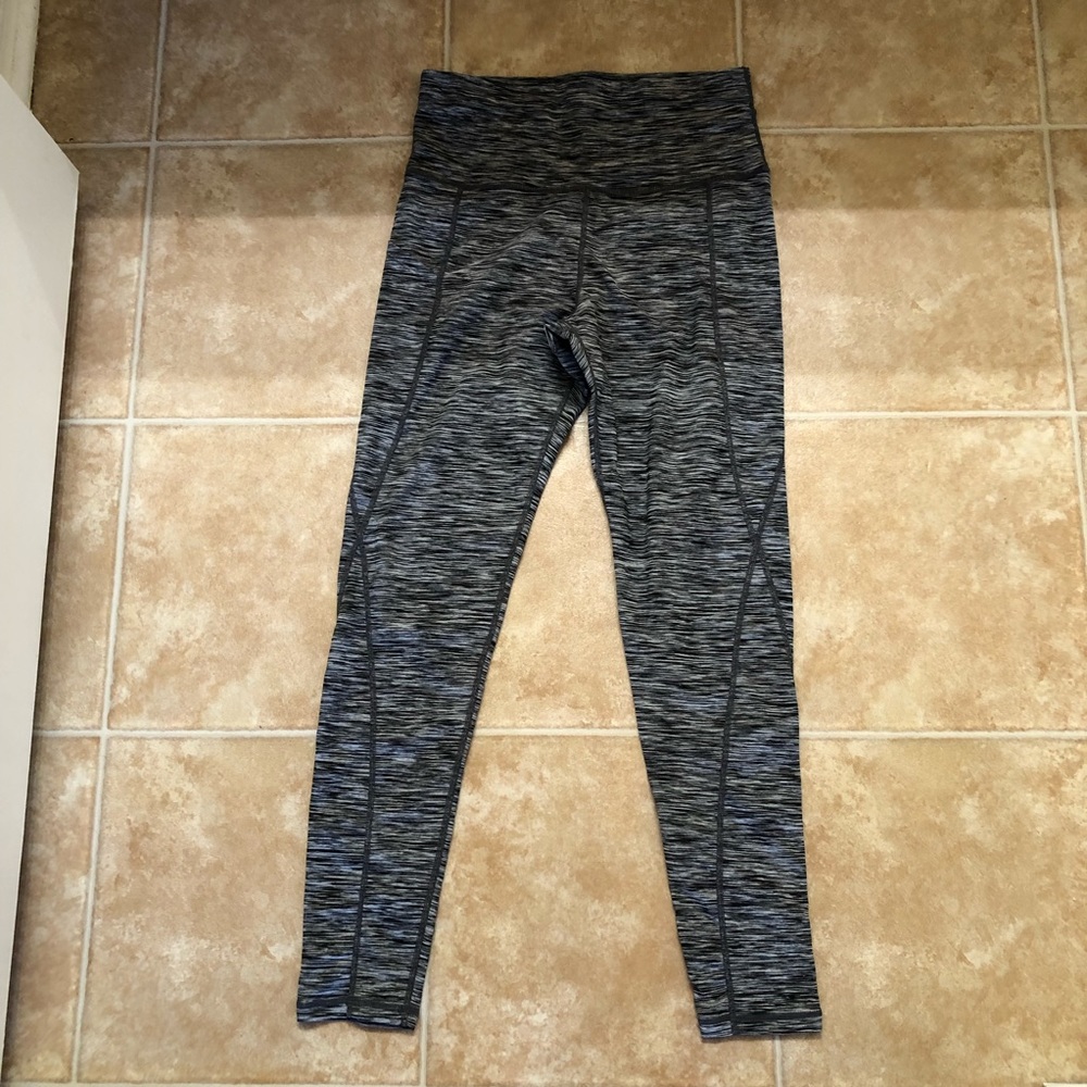 NWOT High Waisted Black Heathered Workout Leggings - Picture 3 of 5